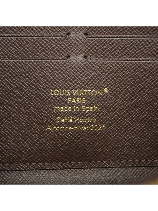 Louis Vuitton Monogram Zip-Around Brown Women Louis Vuitton Wallet Monogram Landscape Zippy Horizontal Brown Collaboration